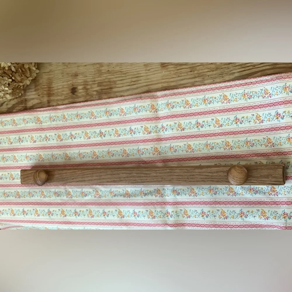 Artisan Made Quilt Blanket Wall Hanging Rail